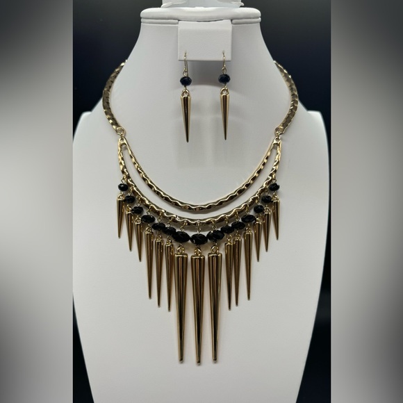 Chico’s Gold Hammered Statement Collar Bib Necklace Only - Picture 1 of 6